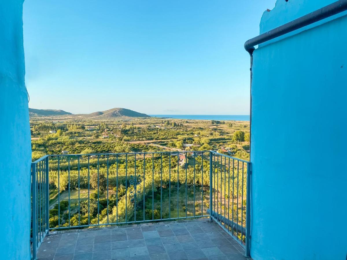 Bilocale Con Vista Mare E Terrazza Panoramica Ammentos Posada Luaran gambar