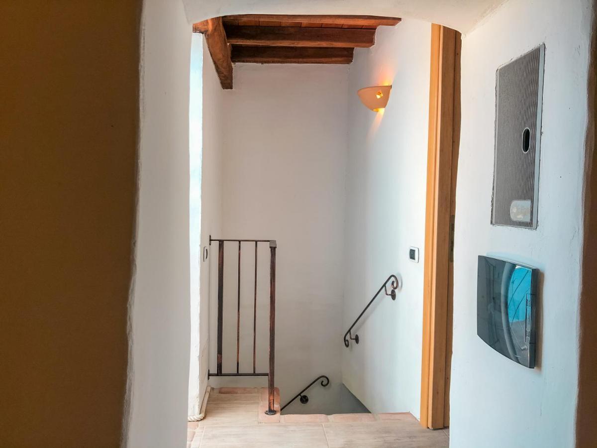 Bilocale Con Vista Mare E Terrazza Panoramica Ammentos Posada Luaran gambar